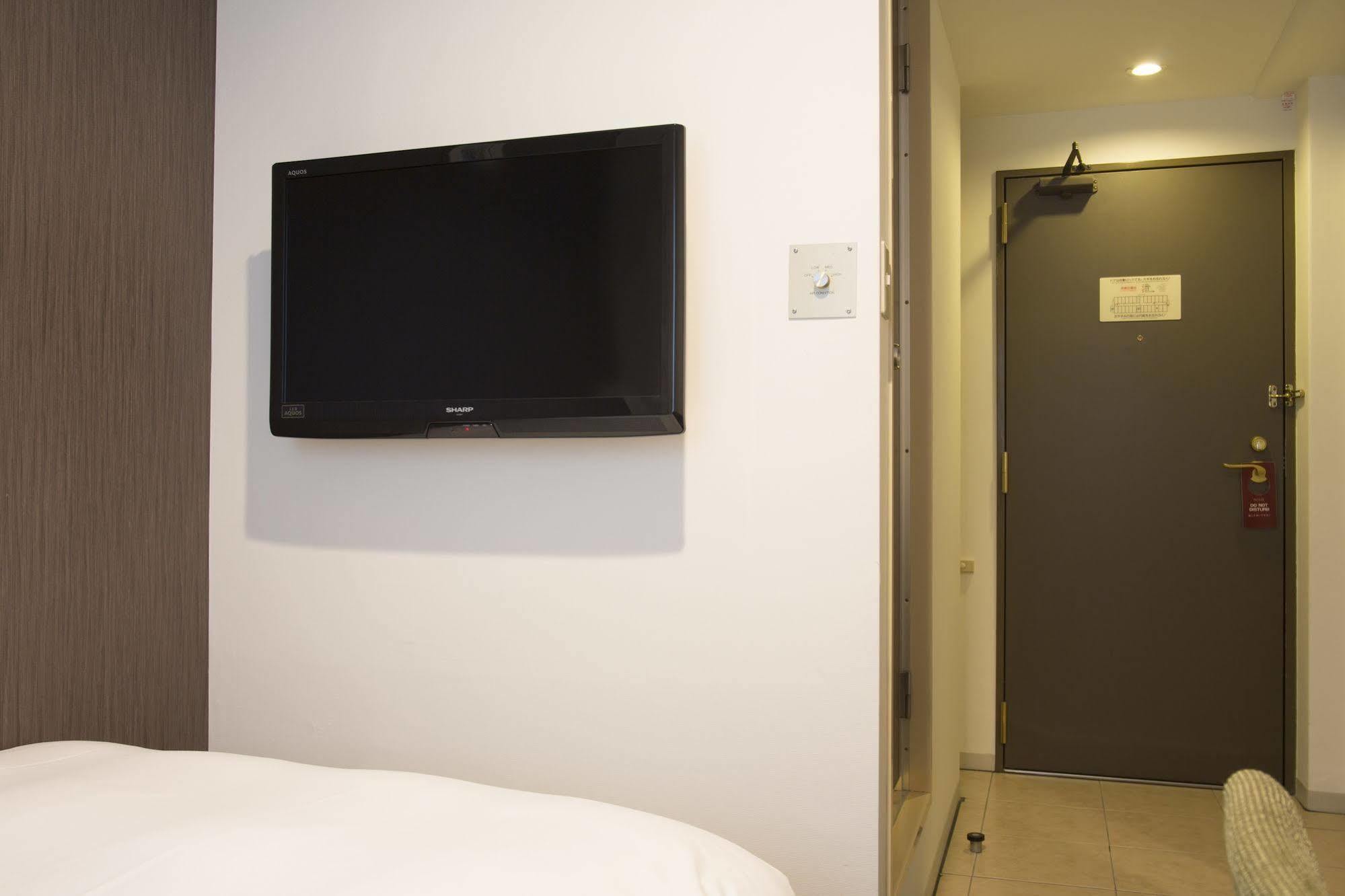 Smile Hotel Ацуги Экстерьер фото